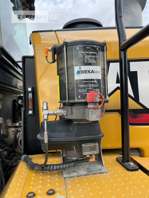 Колісний навантажувач Cat 966MXE: фото 17 Колісний навантажувач Cat 966MXE: фото 17