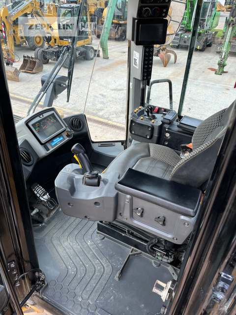 Колісний навантажувач Cat 966MXE: фото 21 Колісний навантажувач Cat 966MXE: фото 21