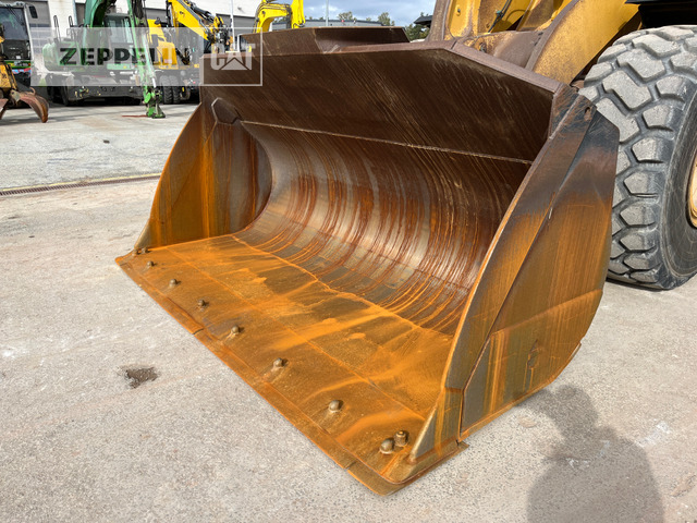 Колісний навантажувач Cat 966MXE: фото 10 Колісний навантажувач Cat 966MXE: фото 10