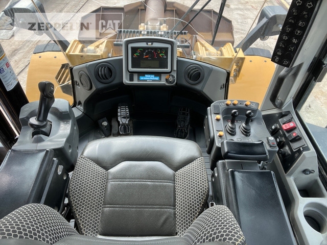 Колісний навантажувач Cat 966MXE: фото 22 Колісний навантажувач Cat 966MXE: фото 22