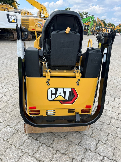 Cat CB1.7 - Дорожній каток: фото 4 Cat CB1.7 - Дорожній каток: фото 4