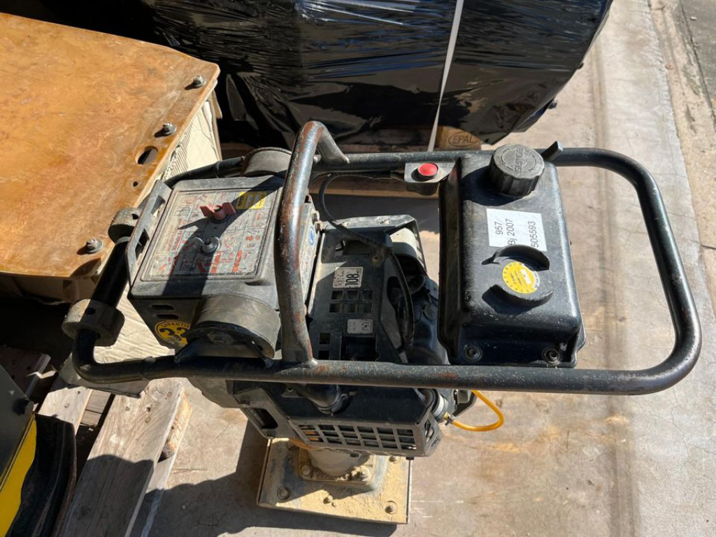 BOMAG BT 60 4 Diverse Stampfer - Будівельна техніка: фото 3 BOMAG BT 60 4 Diverse Stampfer - Будівельна техніка: фото 3