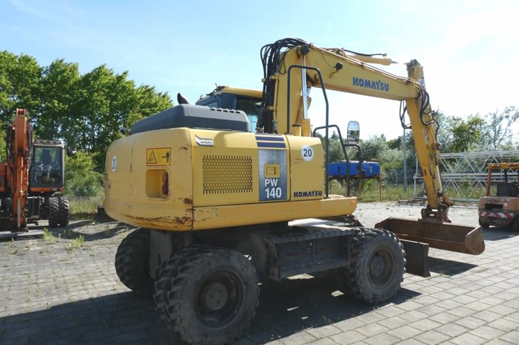 KOMATSU HANOMAG KOMATSU HANOMAG Mobilbagger Mobilbagger PW140-7 - Колісний екскаватор: фото 3 KOMATSU HANOMAG KOMATSU HANOMAG Mobilbagger Mobilbagger PW140-7 - Колісний екскаватор: фото 3