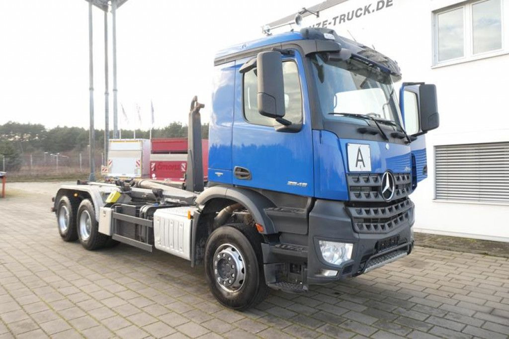 Mercedes-Benz Arocs 2645 K 6x4 Abrollkipper Meiller deutsch to - Гаковий мультиліфт вантажівка: фото 2 Mercedes-Benz Arocs 2645 K 6x4 Abrollkipper Meiller deutsch to - Гаковий мультиліфт вантажівка: фото 2