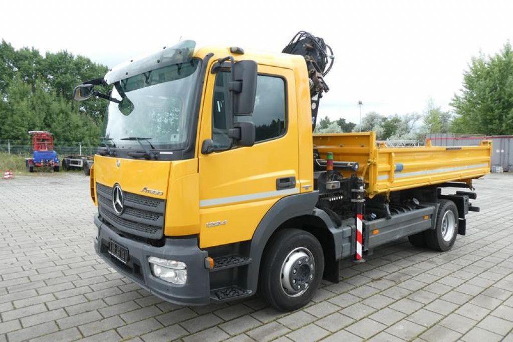 Mercedes-Benz Atego 1224 K 2-Achs Kipper Kran 2x Hdr Ausschub - Самоскид вантажівка, Вантажівка з маніпулятором: фото 3 Mercedes-Benz Atego 1224 K 2-Achs Kipper Kran 2x Hdr Ausschub - Самоскид вантажівка, Вантажівка з маніпулятором: фото 3