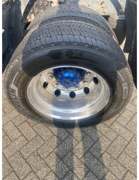 Michelin 355/50x22,5 - 2 stuks en 295/60x22,5 - 4 stuks - Шина в категорії Вантажівки: фото 5 Michelin 355/50x22,5 - 2 stuks en 295/60x22,5 - 4 stuks - Шина в категорії Вантажівки: фото 5