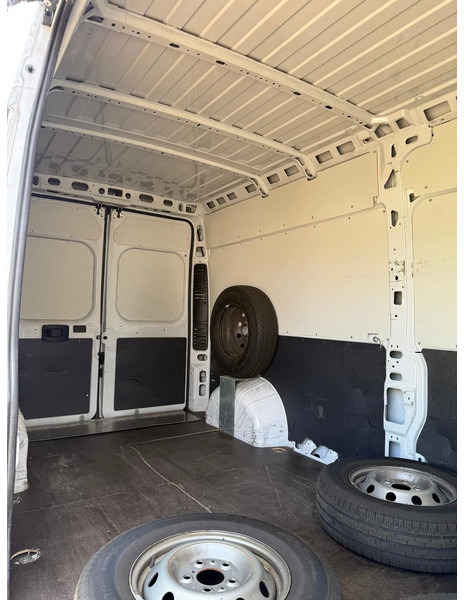 Opel Movano 2.2 diesel lang en hoog met laadklep, motor problemen... - Суцільнометалевий фургон: фото 5 Opel Movano 2.2 diesel lang en hoog met laadklep, motor problemen... - Суцільнометалевий фургон: фото 5
