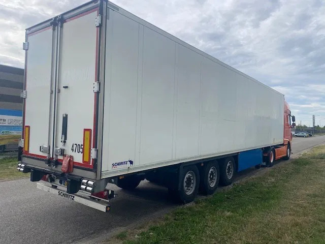 Schmitz Cargobull 2 temp, SCB 53B koelvries met carrier vector 1950MT met tussenwand , 2 verdampers - Рефрижератор напівпричіп: фото 5 Schmitz Cargobull 2 temp, SCB 53B koelvries met carrier vector 1950MT met tussenwand , 2 verdampers - Рефрижератор напівпричіп: фото 5