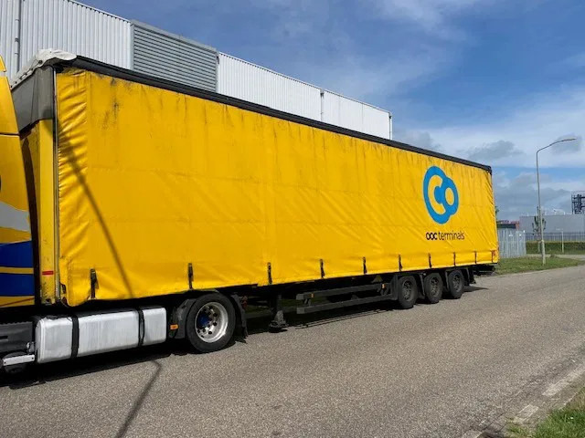 Schmitz Cargobull mega schuifzeil 102 cub , schade, evt met volvo fh 460 mega - Закритий кузов напівпричіп: фото 1 Schmitz Cargobull mega schuifzeil 102 cub , schade, evt met volvo fh 460 mega - Закритий кузов напівпричіп: фото 1