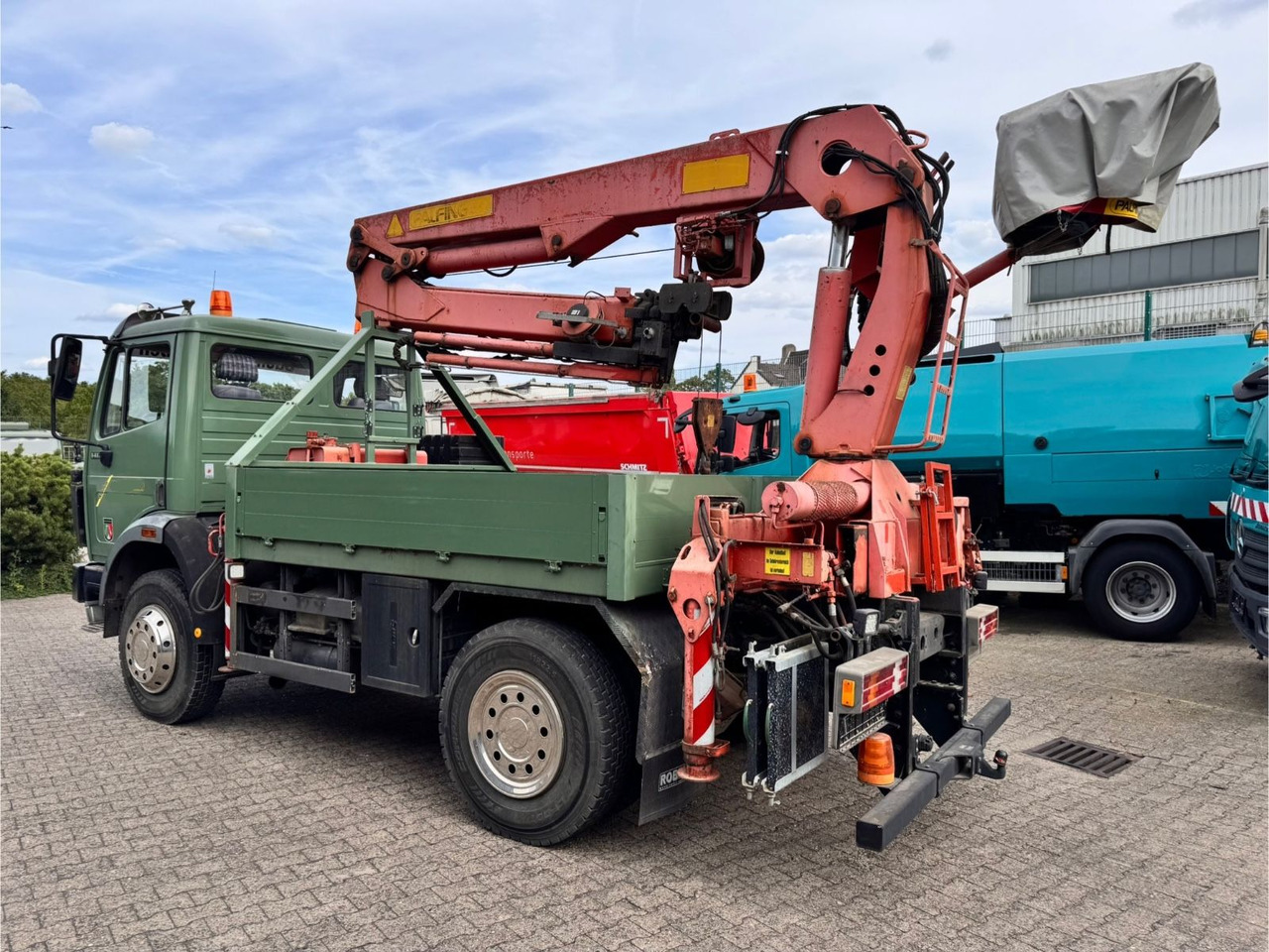 Mercedes-Benz 1417 AK Allrad Palfinger Montagekran 17,7m 64TKM - Вантажівка з маніпулятором: фото 4 Mercedes-Benz 1417 AK Allrad Palfinger Montagekran 17,7m 64TKM - Вантажівка з маніпулятором: фото 4