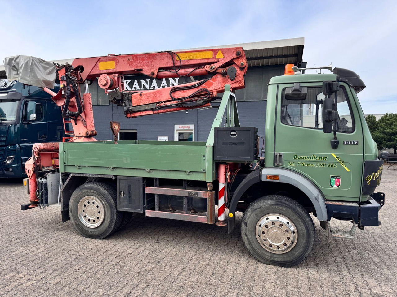 Mercedes-Benz 1417 AK Allrad Palfinger Montagekran 17,7m 64TKM - Вантажівка з маніпулятором: фото 1 Mercedes-Benz 1417 AK Allrad Palfinger Montagekran 17,7m 64TKM - Вантажівка з маніпулятором: фото 1