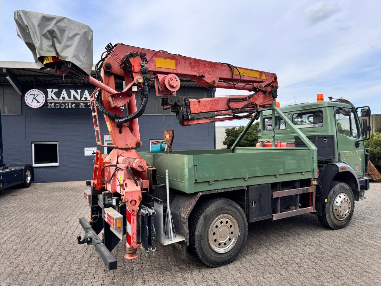 Mercedes-Benz 1417 AK Allrad Palfinger Montagekran 17,7m 64TKM - Вантажівка з маніпулятором: фото 5 Mercedes-Benz 1417 AK Allrad Palfinger Montagekran 17,7m 64TKM - Вантажівка з маніпулятором: фото 5