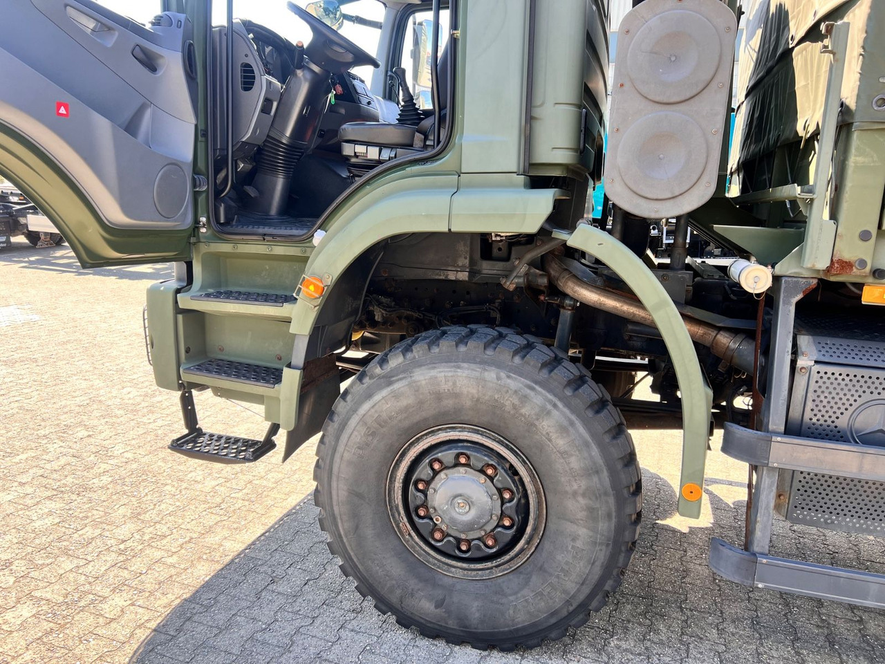 Mercedes-Benz 1829 A Axor 4x4 EX-Militär 31 TKM Camper Expedi - Тентована вантажівка: фото 5 Mercedes-Benz 1829 A Axor 4x4 EX-Militär 31 TKM Camper Expedi - Тентована вантажівка: фото 5