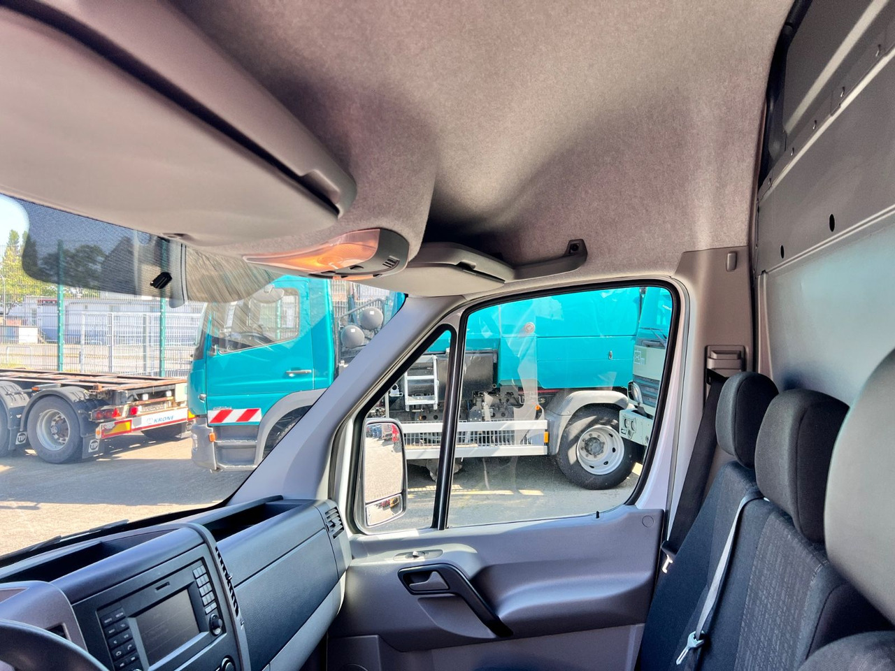 Суцільнометалевий фургон Mercedes-Benz Sprinter II Kasten  316 CDI MAXI: фото 23