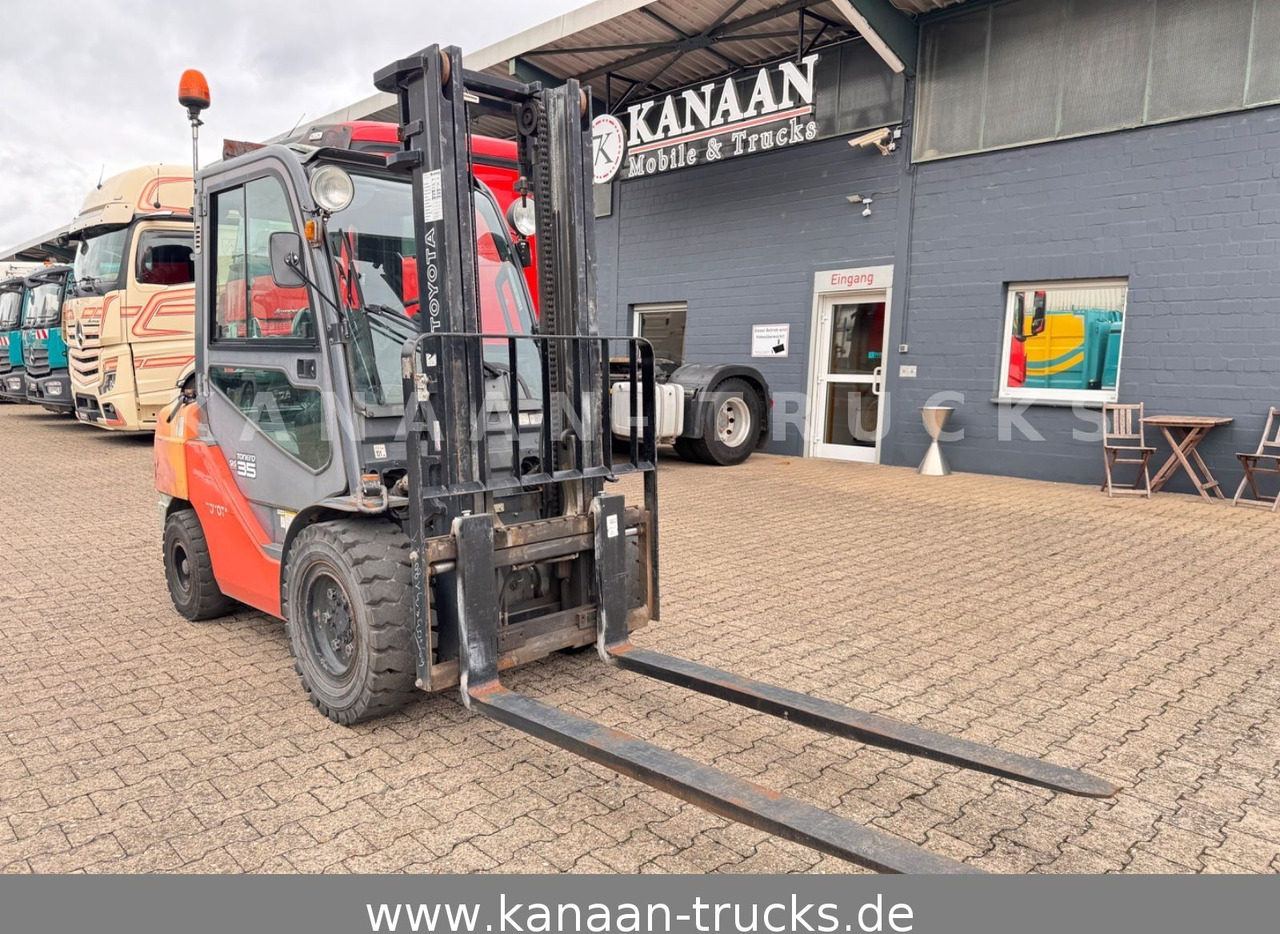 Toyota Tonero 35 Diesel Stapler 3.274h Sideshift - Дизельний навантажувач: фото 2 Toyota Tonero 35 Diesel Stapler 3.274h Sideshift - Дизельний навантажувач: фото 2