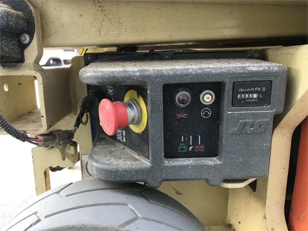 Ножичний підйомник JLG 1930ES (1886): фото 10 Ножичний підйомник JLG 1930ES (1886): фото 10