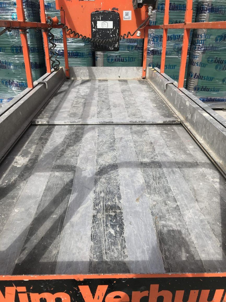 JLG 3246ES (1240) - Ножичний підйомник: фото 3 JLG 3246ES (1240) - Ножичний підйомник: фото 3