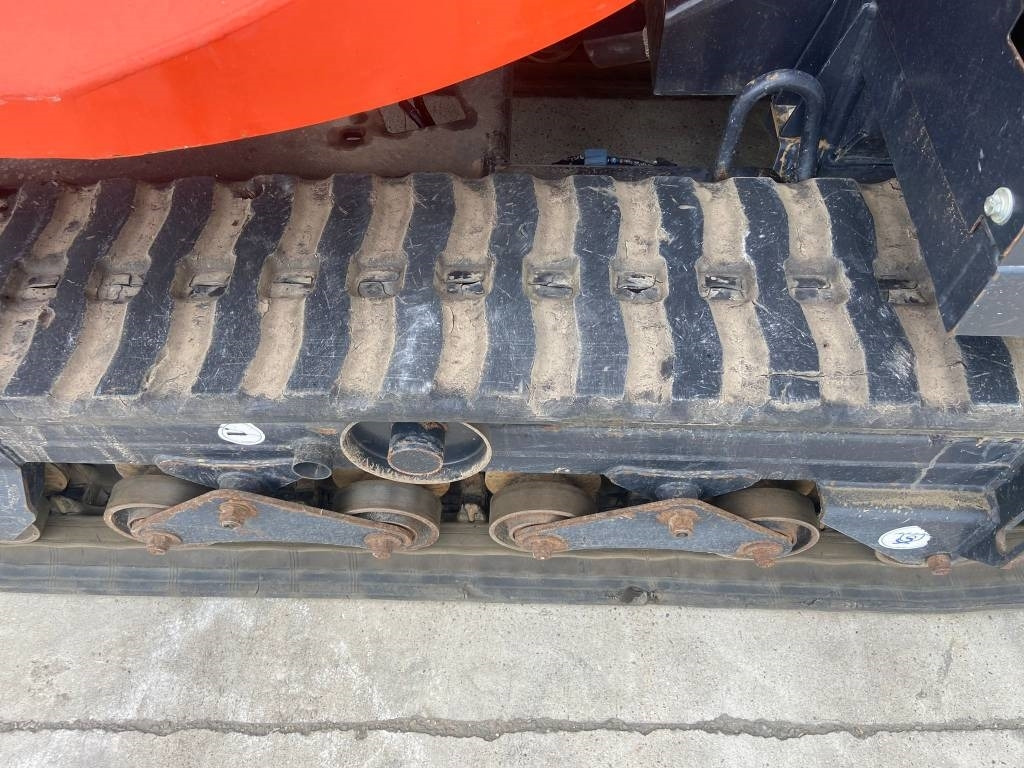 Kubota KC 300 - Гусеничний самоскид: фото 3 Kubota KC 300 - Гусеничний самоскид: фото 3