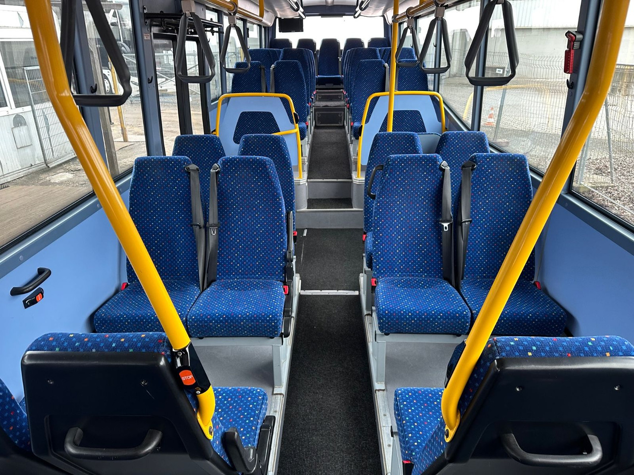 Iveco Irisbus Crossway LE SFR 162 *AC*100 km/h*Schalt Iveco Irisbus Crossway LE SFR 162 *AC*100 km/h*Schalt - Міський автобус: фото 5 Iveco Irisbus Crossway LE SFR 162 *AC*100 km/h*Schalt Iveco Irisbus Crossway LE SFR 162 *AC*100 km/h*Schalt - Міський автобус: фото 5