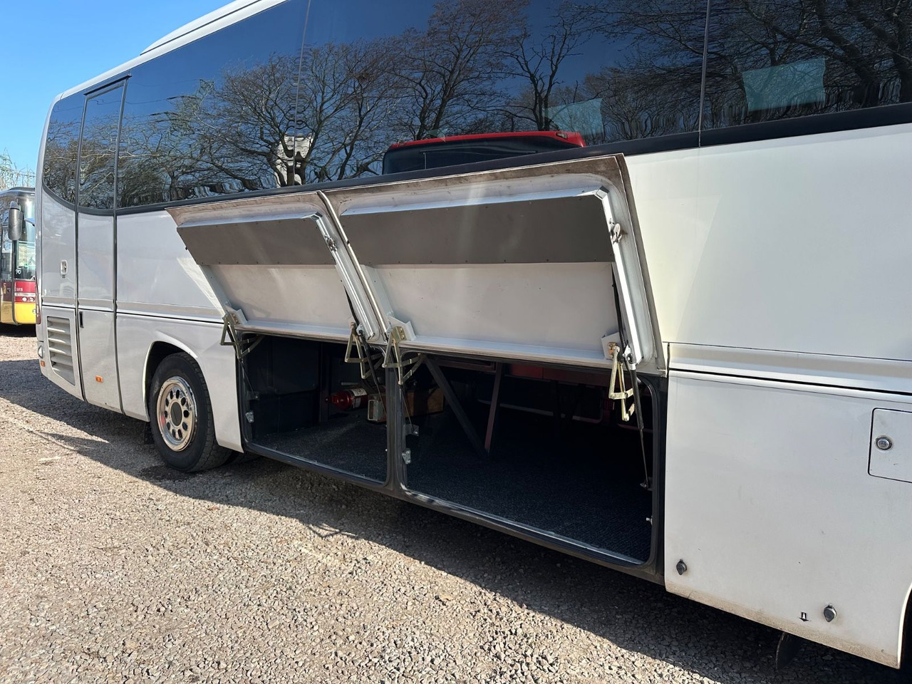 Mercedes-Benz O510 Tourino (wenig Km*Softline Sitze) - Туристичний автобус: фото 4 Mercedes-Benz O510 Tourino (wenig Km*Softline Sitze) - Туристичний автобус: фото 4