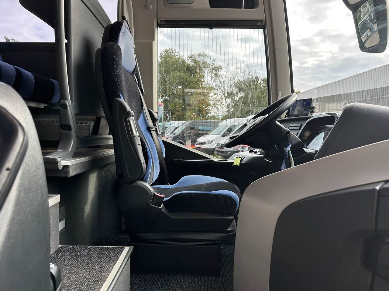 Туристичний автобус Mercedes-Benz Tourismo E 16 RHD-M/2A (wenig Km*TOP*61 Sitze): фото 13