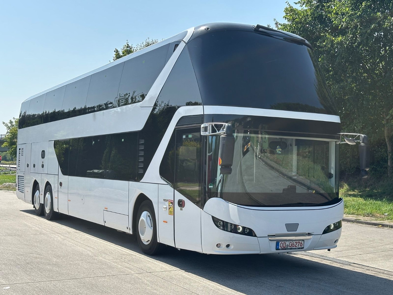 Neoplan P06 Skyliner L (83 Sitze*TOP*Motor Neu*Panorama) - Двоповерховий автобус: фото 2 Neoplan P06 Skyliner L (83 Sitze*TOP*Motor Neu*Panorama) - Двоповерховий автобус: фото 2