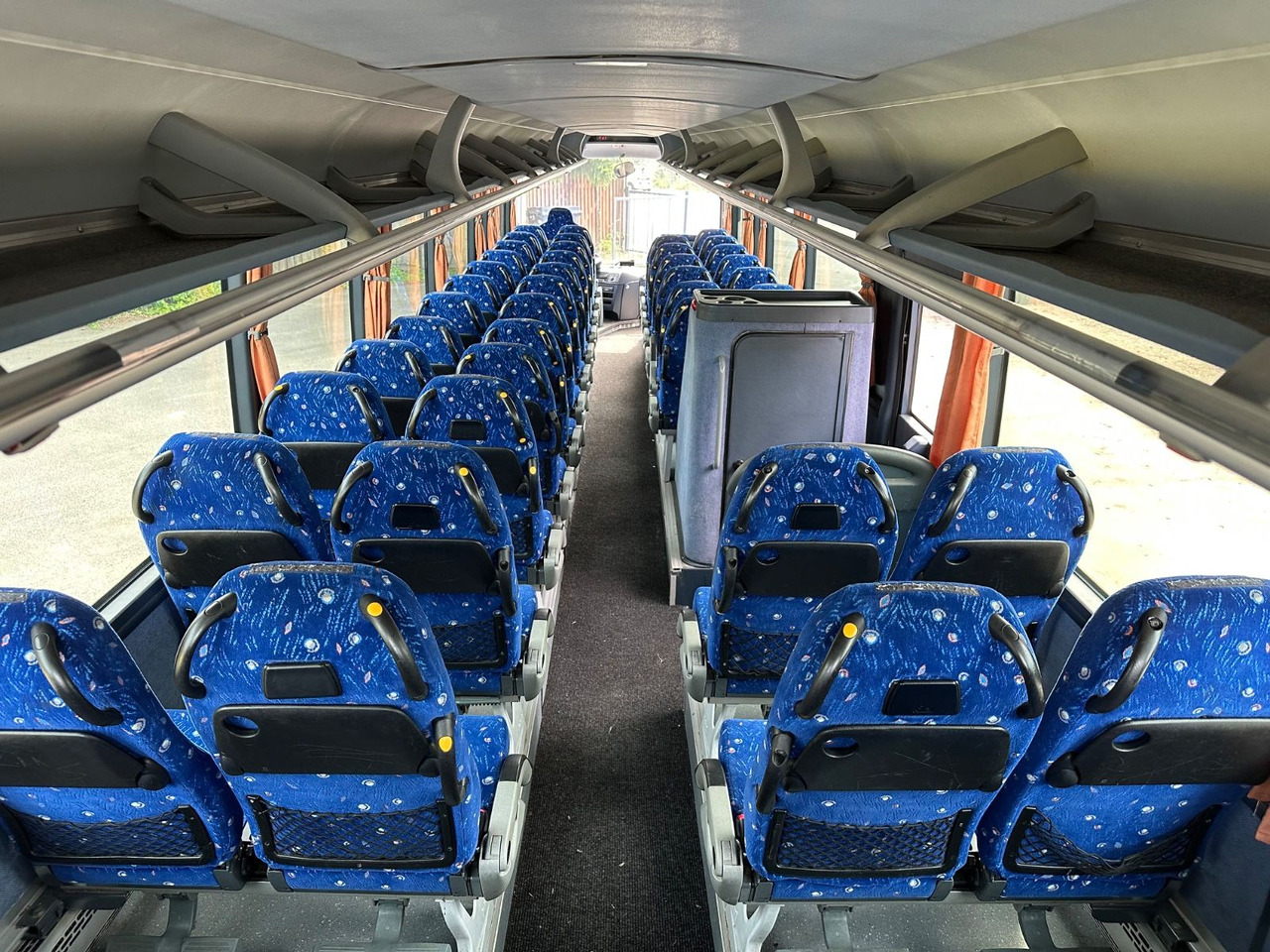 Туристичний автобус Neoplan P25 Trendliner 3516ÜC Klimaanlage*WC*57 Sitze Neoplan P25 Trendliner 3516ÜC Klimaanlage*WC*57 Sitze: фото 17