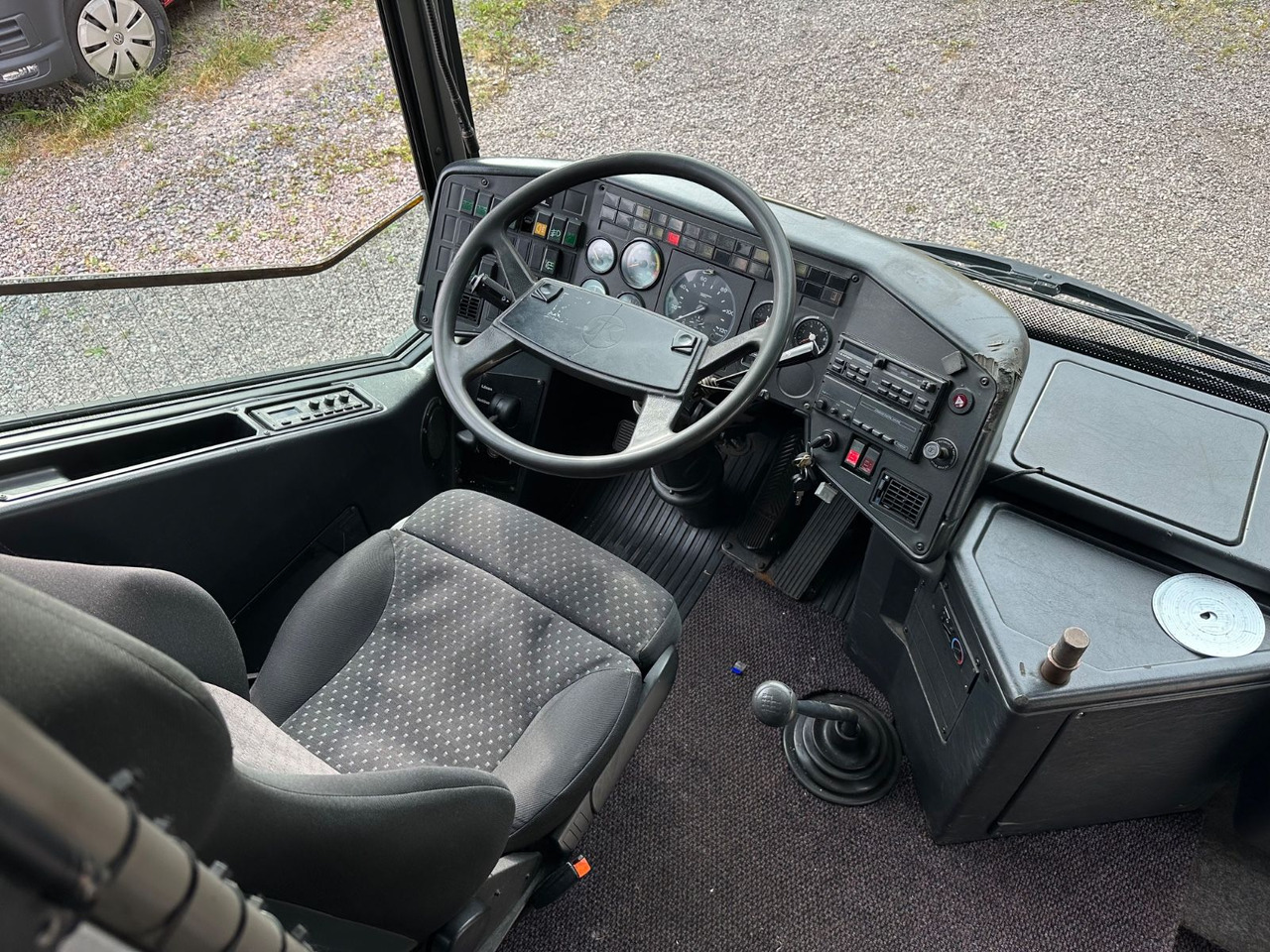 Setra S 315 UL (56 Sitze*Klima*Schalt*TOP) - Приміський автобус: фото 5 Setra S 315 UL (56 Sitze*Klima*Schalt*TOP) - Приміський автобус: фото 5