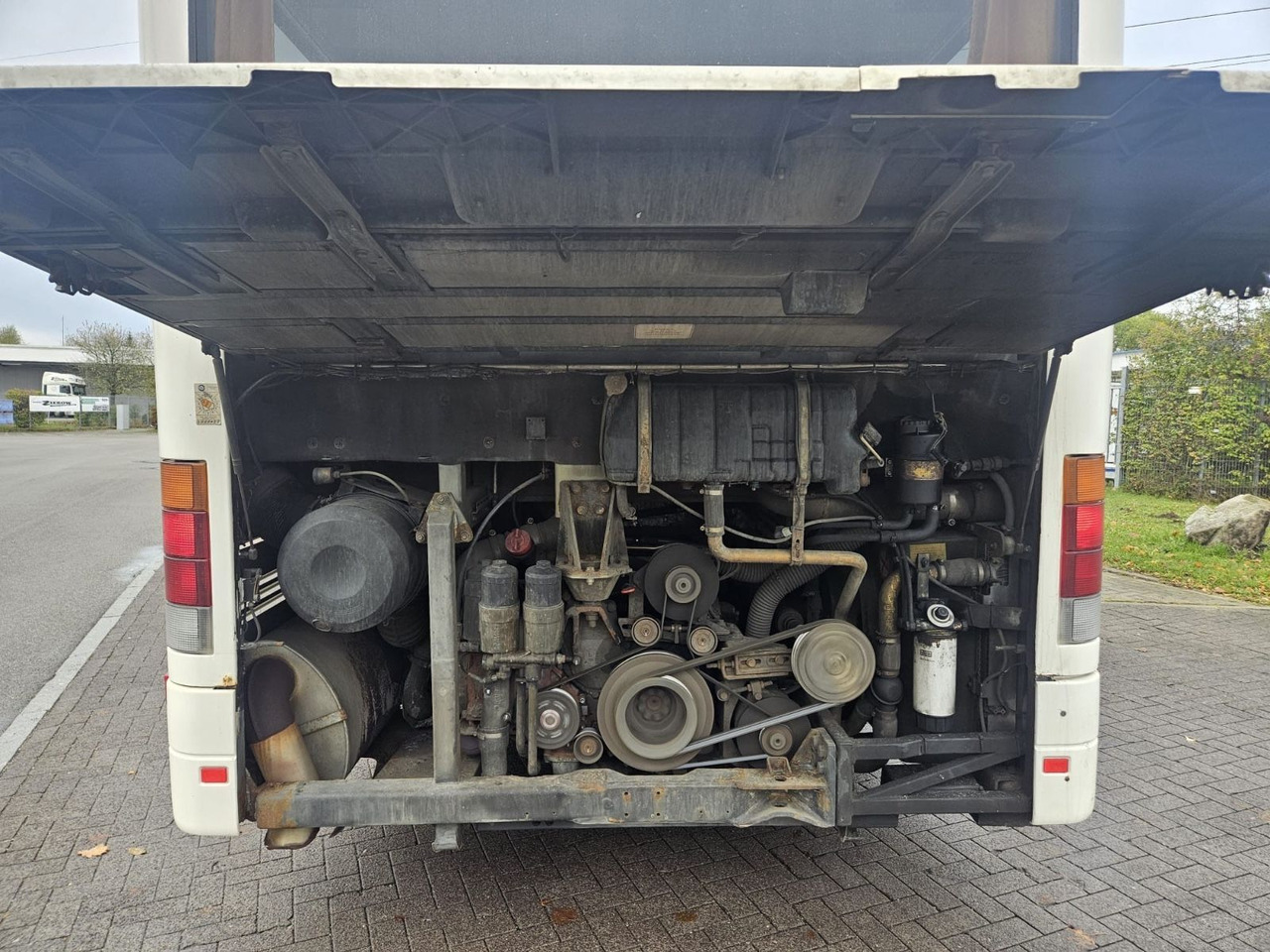 Setra S 317 UL (66 Sitze*Schalt*TOP) - Приміський автобус: фото 3 Setra S 317 UL (66 Sitze*Schalt*TOP) - Приміський автобус: фото 3