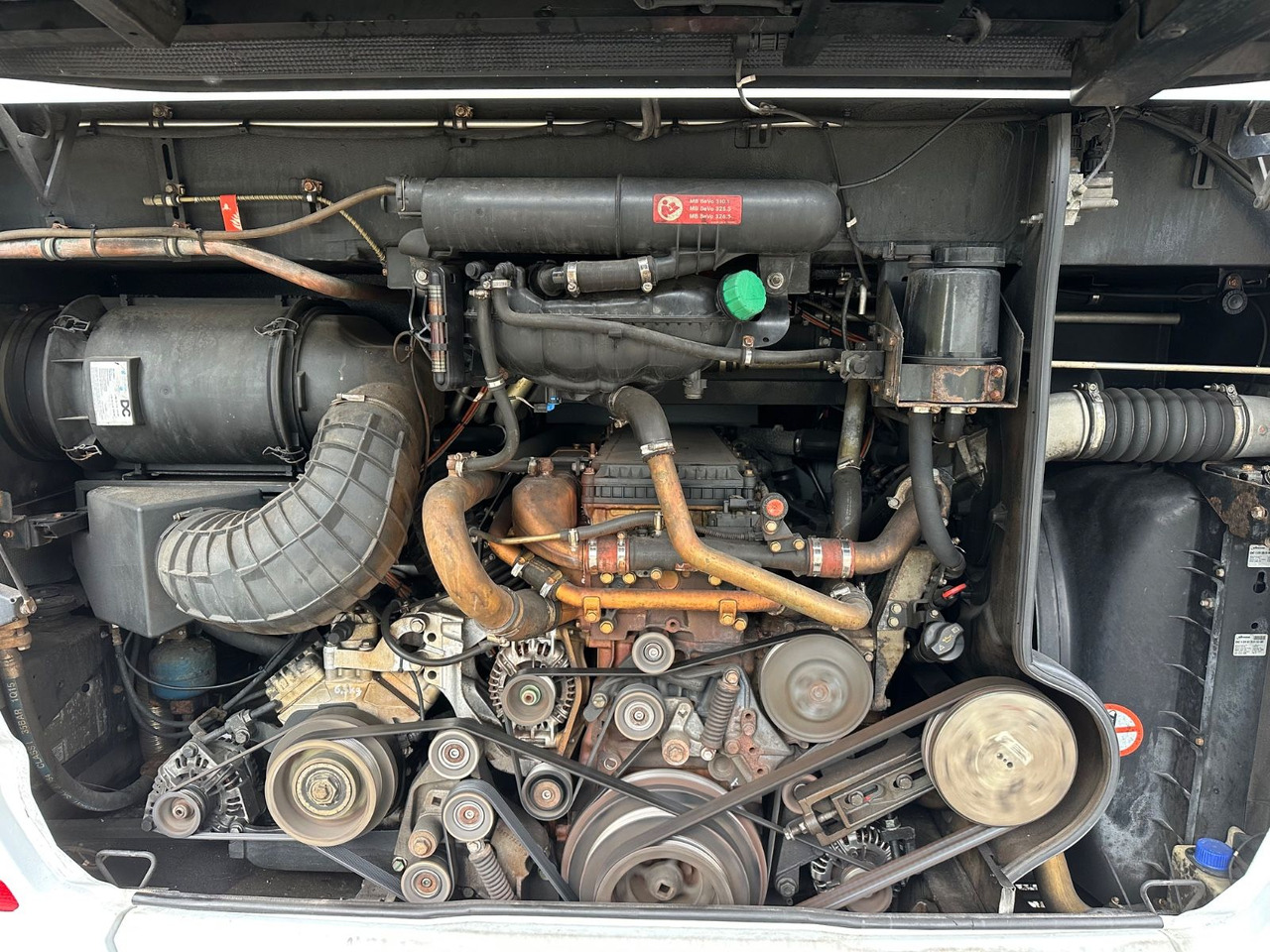 Setra S 511 HD (Küche*WC*DE-Bus*38 Sitze) - Туристичний автобус: фото 3 Setra S 511 HD (Küche*WC*DE-Bus*38 Sitze) - Туристичний автобус: фото 3