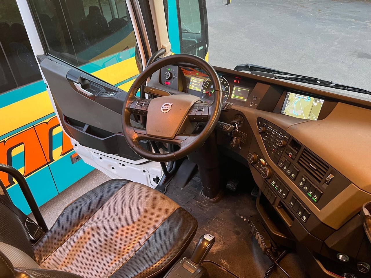 Volvo FH 460 Klima*4x2*Retarder - Тягач: фото 3 Volvo FH 460 Klima*4x2*Retarder - Тягач: фото 3