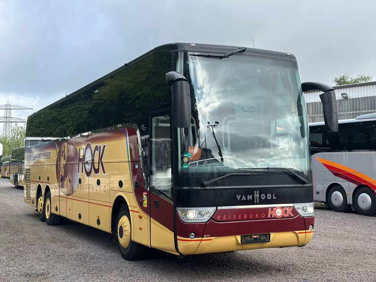 Vanhool TX17 Astron (TOP*57 Sitze) 417 HDH/ 517 HDH - Туристичний автобус: фото 1 Vanhool TX17 Astron (TOP*57 Sitze) 417 HDH/ 517 HDH - Туристичний автобус: фото 1
