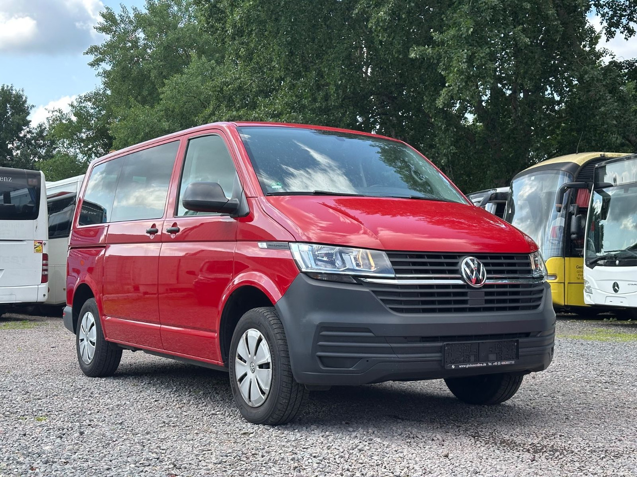 Volkswagen T6 Kombi (PDC Hi*ACC*StandHz*9 Sitzer*AC) - Пасажирський фургон: фото 1 Volkswagen T6 Kombi (PDC Hi*ACC*StandHz*9 Sitzer*AC) - Пасажирський фургон: фото 1